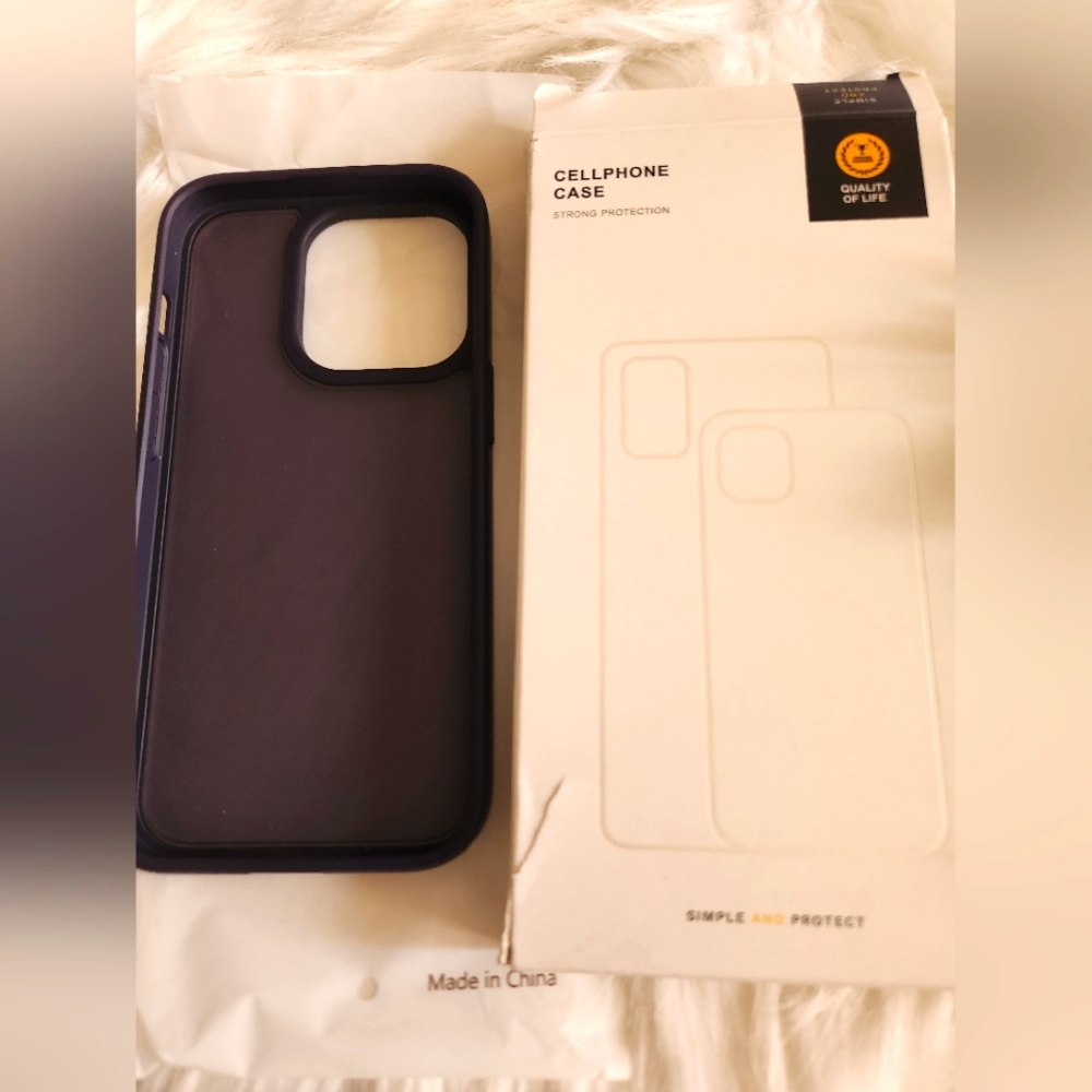 NWOT Dark Purple IPhone Pro 6.1 Cell Phone Case